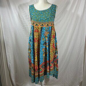Fun Bohemian dress by the Batik clothing brand HAP